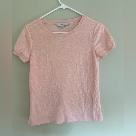 LOFT Light Pink Short Sleeved Thin Fabric Sweater Size Small - Picture 1 of 6